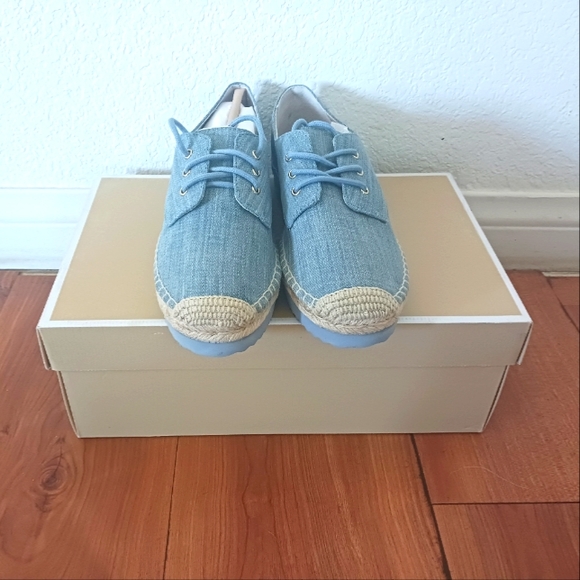 Michael Kors - Picture 4 of 6